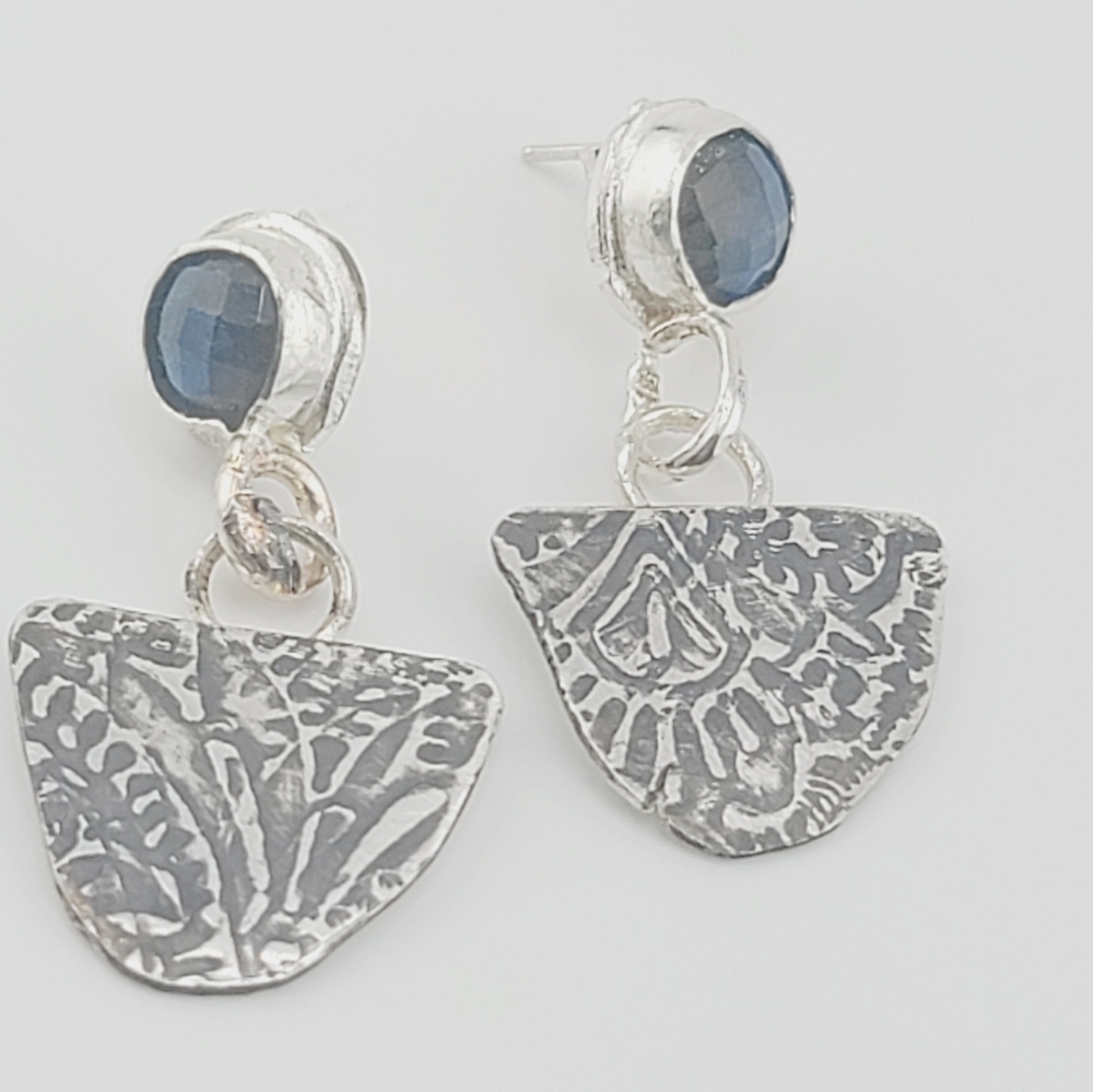 LABRADORITE EMBOSSED POST EARRINGS HANDMADE IN STERLING SILVER METAL - Picture 5 of 7